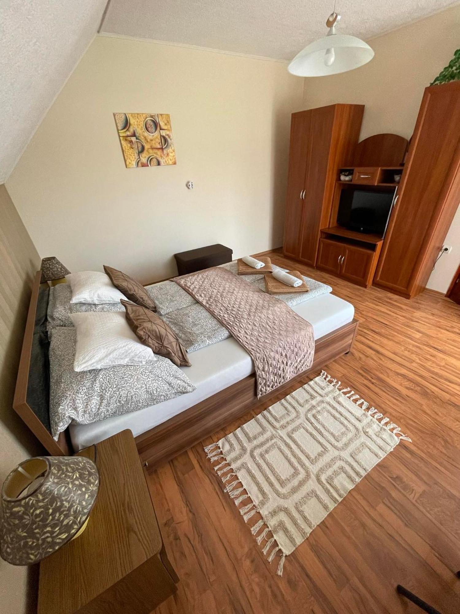Alfa Apartman Harkány Εξωτερικό φωτογραφία